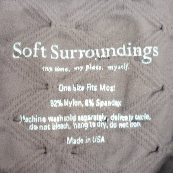 Soft Surroundings Grey Lattice Sleeveless Stretch Tank Top - Picture 3 of 9